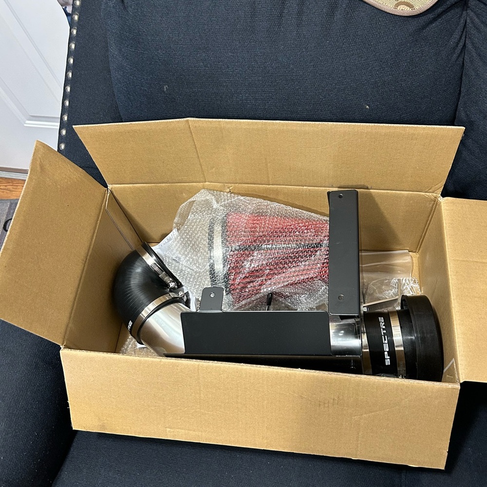 Spectre Performance Air Intake System - Picture 4 of 9